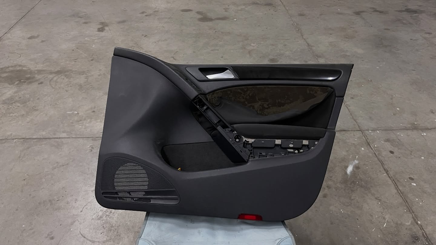 Персонализиран автомобилен интериор